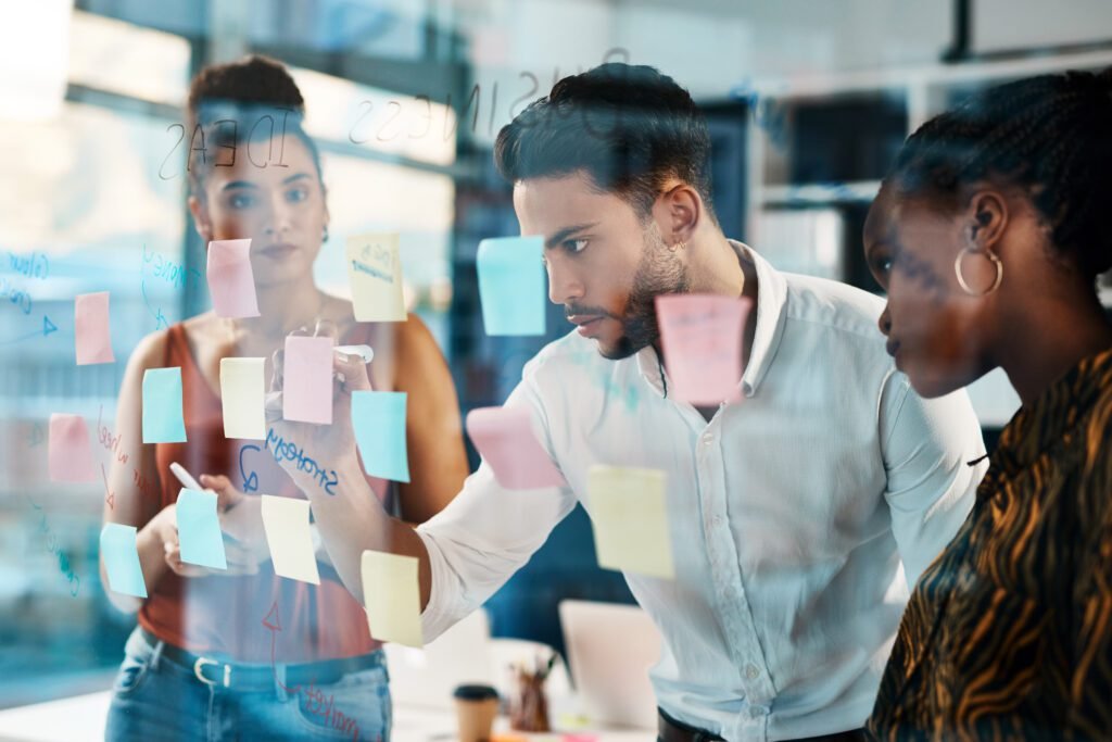 Como fazer o gerenciamento de projetos de pesquisa. Quais os requisitos e como desenvolver as habilidades para gerir projetos com sucesso